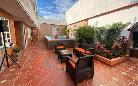 Top performing Airbnb: Casa Coral - Villa with a Pool and BBQ in Cundinamarca