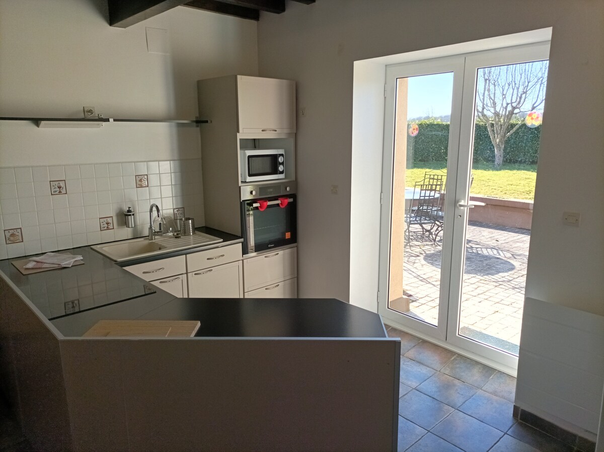 Top Airbnb: Ain with the Host *ON THE LAND* à Diocèse De Belley Ars