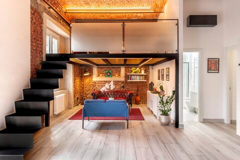 Pop Art Loft with Private Garden