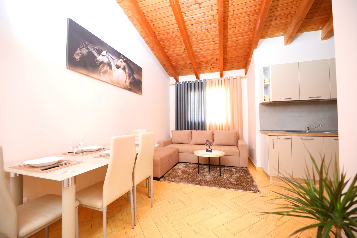 Listing 561591744611962828