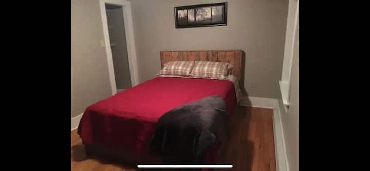 Cozy 4 Bedroom Apartment Near Lake George Ny - Corinth