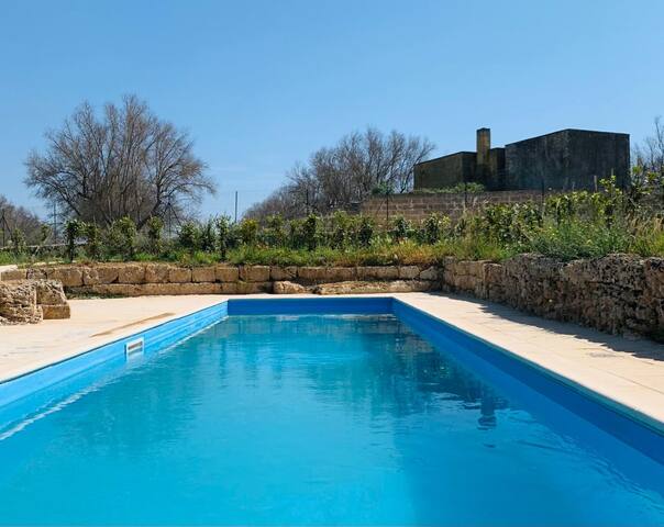 Fata Bianca: orto botanico piscina e idromassaggio gallery image 5