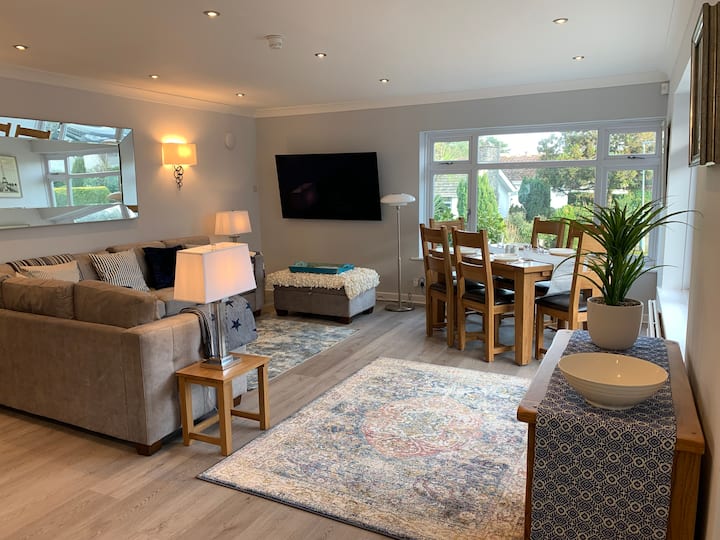 Detached 3 Bedroom Close To Beach With Parking - Sea View - Dorset