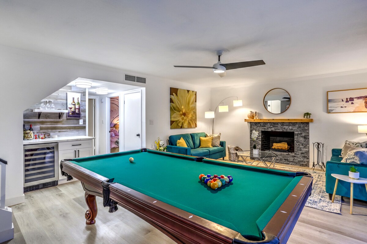 mesa de billar en la sala secundaria