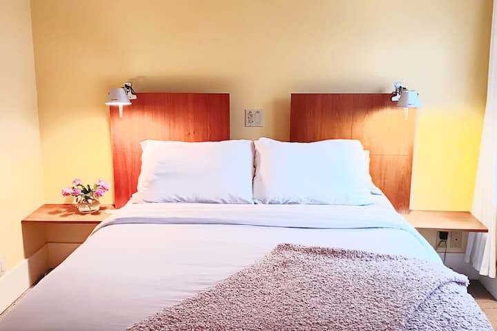 Очакват ви сладки сънища... използваме 100% памучно спално бельо за най - удобното замразяване.