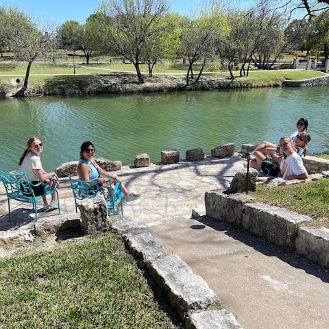 Popular Airbnb listing: Historic Barnard River House Glen Rose Texas in Texas