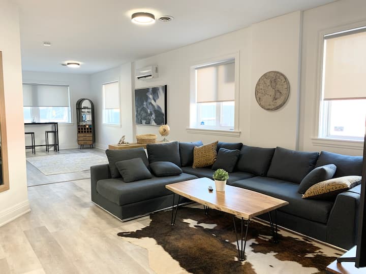 Executive 1500sft Apartment Downtown Moncton - Moncton
