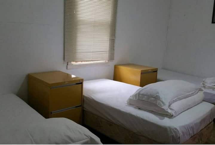 Springvale Hostel - Dandenong
