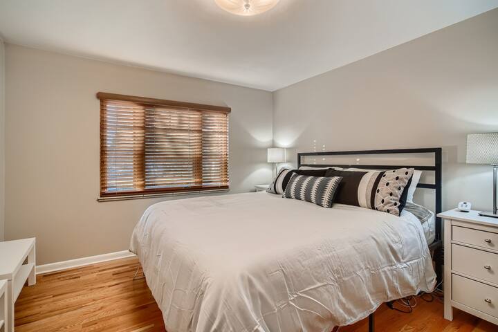 Family Friendly I Near DU I 3bd Single Story Ranch gallery image 4