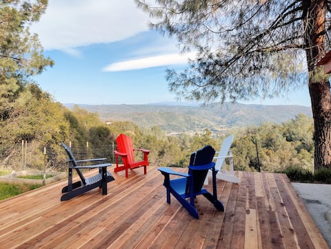 *NEW* Sunrise Cottage near Yosemite National Park!