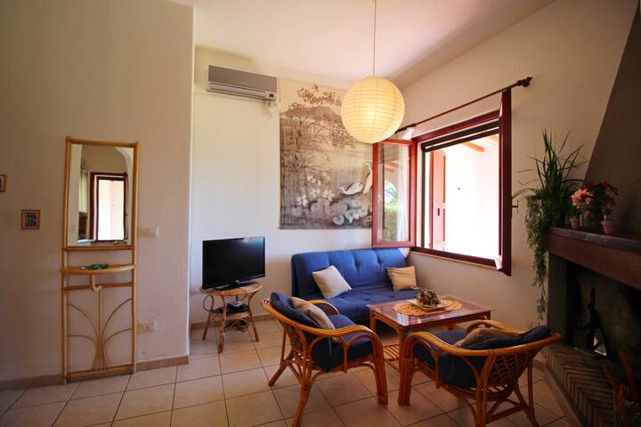 Villa à 50 M De La Plage Avec Jardin – Costa Rei - Costa Rei