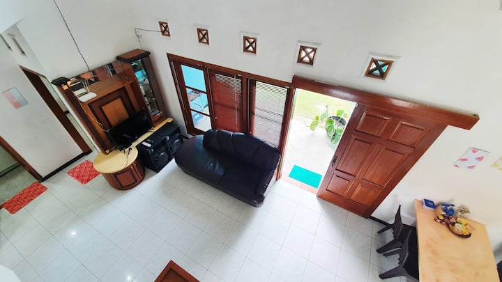 Врата кон двор