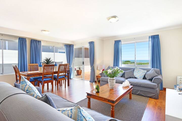 Beach House in Big Bay gallery image 3