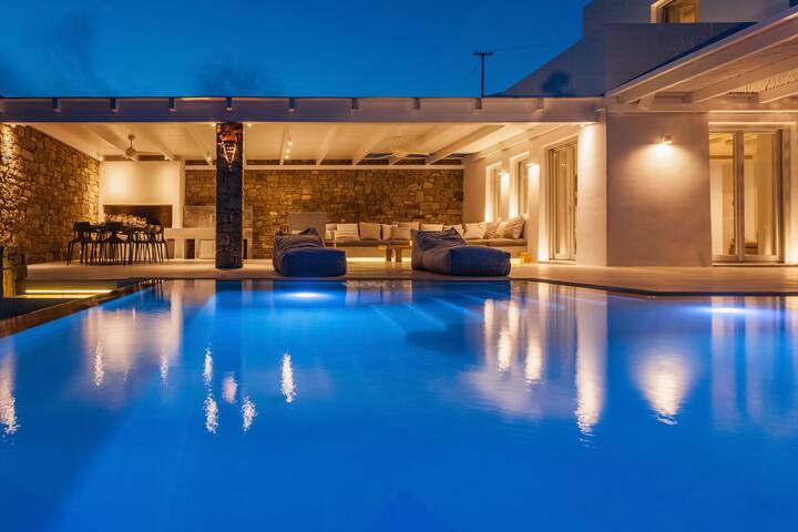 The Mykonist Executive Villa Elia Beach gallery image 3