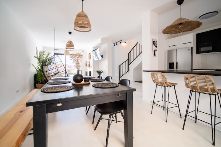 Palm Homes managed Airbnb listing 1