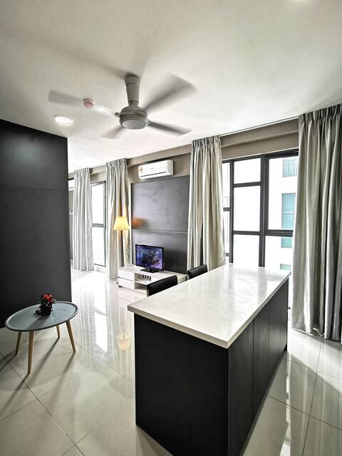 HappyHome@Liberty Arc KL(Corner&Balcony)(Netflix)