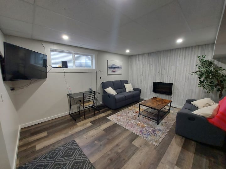 Cozy Park -Side Suite - Prince George