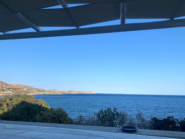 Private beach 4+1 bedroom villa at megas gialos