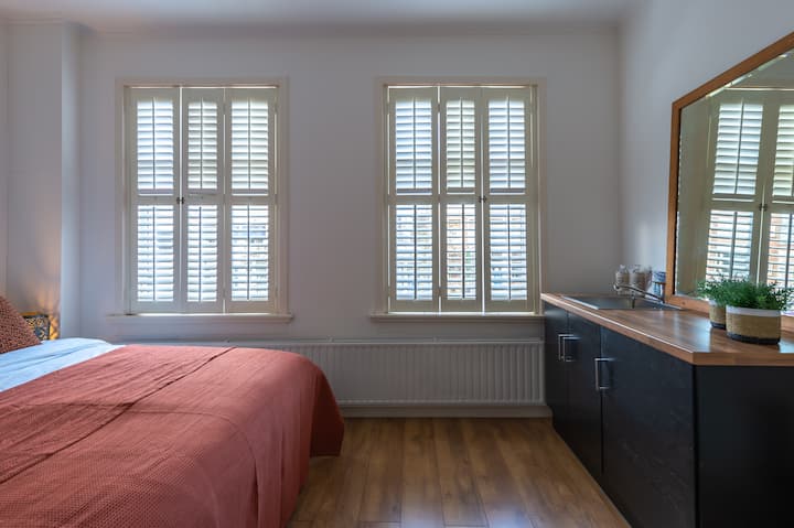 საძინებელი 4