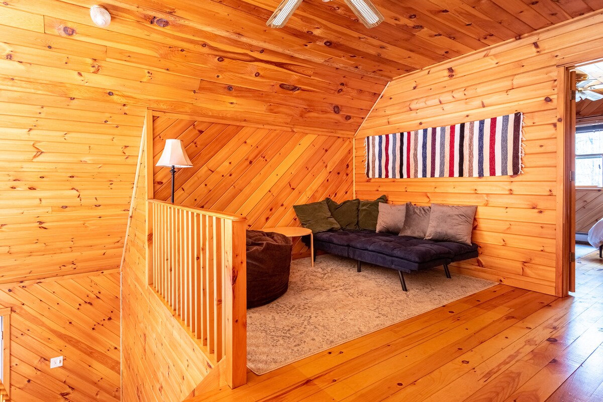 לופט עם פוף בגודל מלא ופוטון