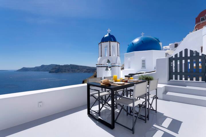 Bluedome Cavehouse by Otium Villas & Suites gallery image 2