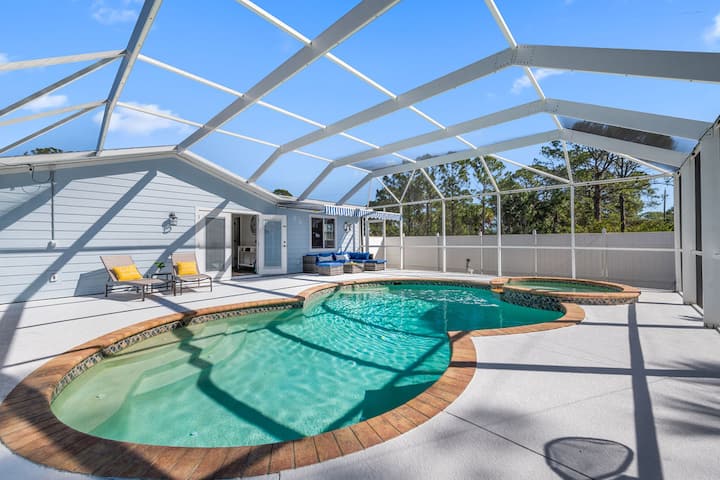 Sunny House With Heated Pool And Minutes To Beach! - North Port, FL