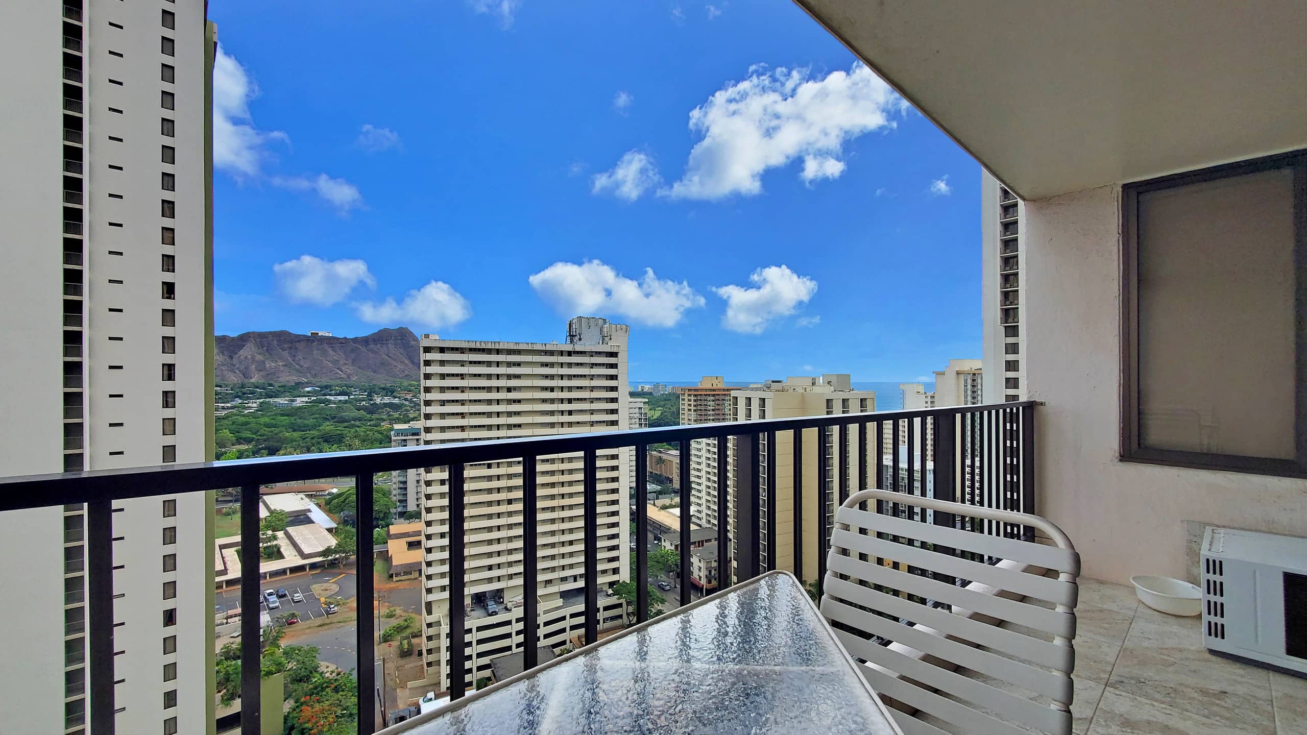 WB 2403 - T1, 1 Bedroom unit at Waikiki Banyan - Image 16
