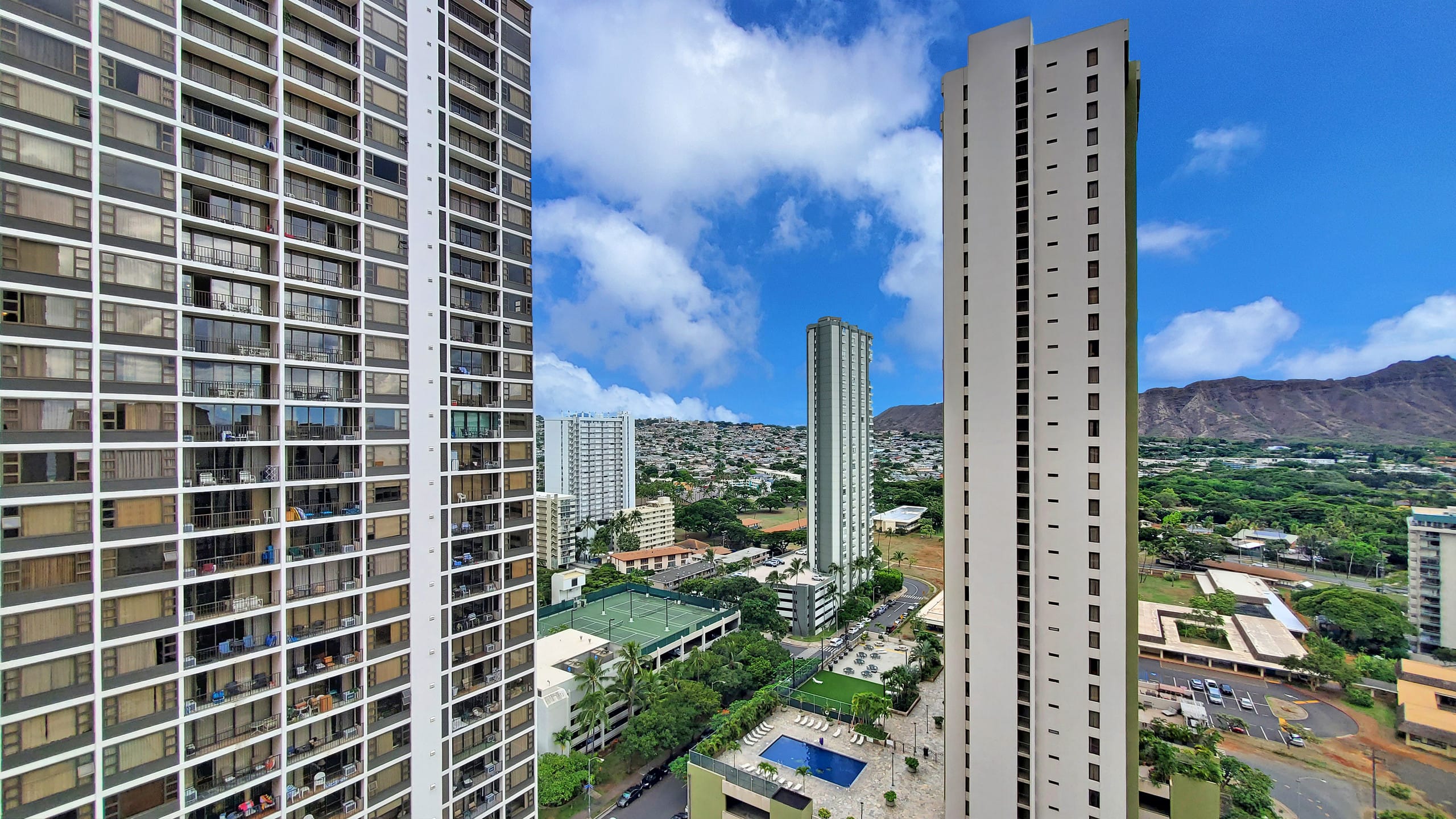 WB 2403 - T1, 1 Bedroom unit at Waikiki Banyan - Image 24