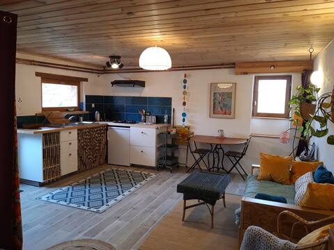 Cozy studio. Exceptional view.