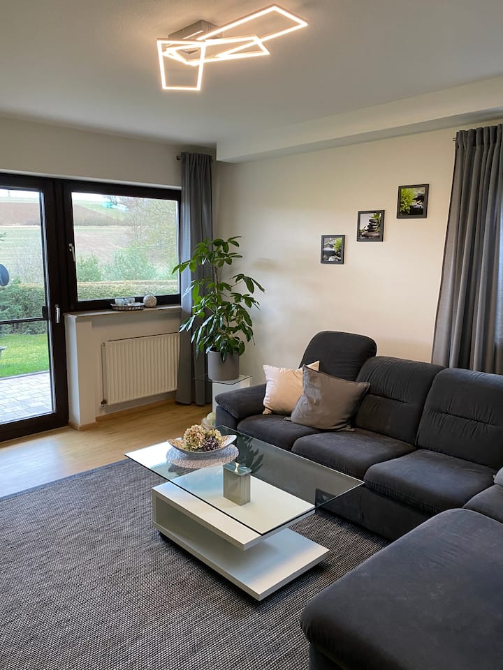 Ruhige Ferienwohnung Mit Blick In Die Natur - Bad Mergentheim