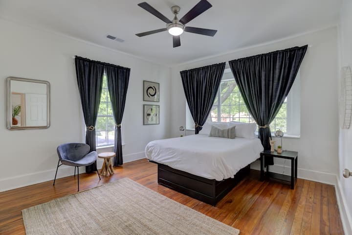Midtown Stays managed Airbnb listing 1