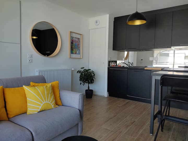 Appartement Neuf Avec Balcon, 1 Km De La Plage - Dinard
