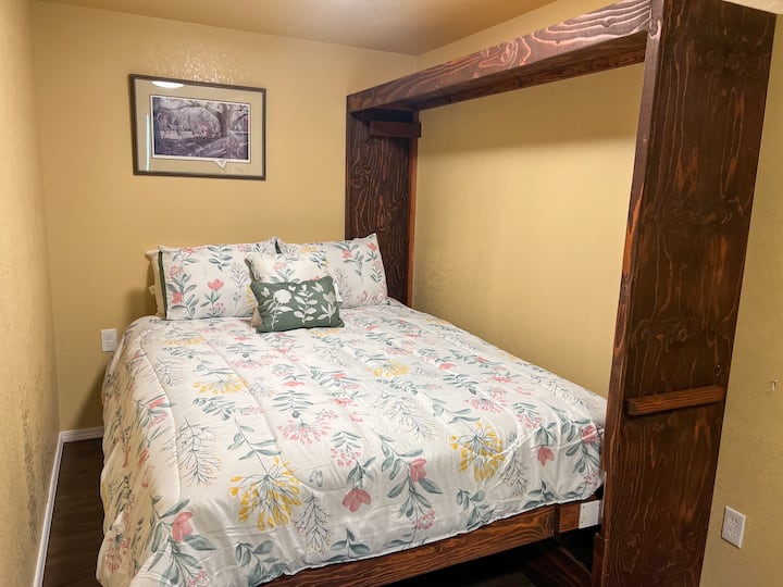 Mountain View Cabin In Medford - Eagle Point, OR