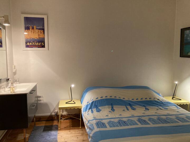 Საძინებელი 1° სართულიანი საწოლი 160