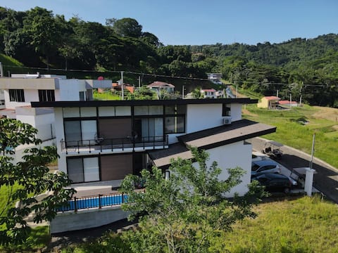 Casa en Punta Leona spectacular view in Montaña