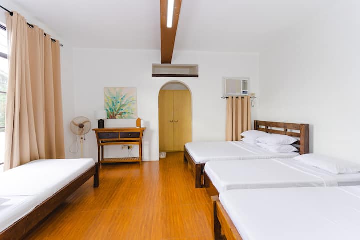 Спалня 2 (втори етаж)