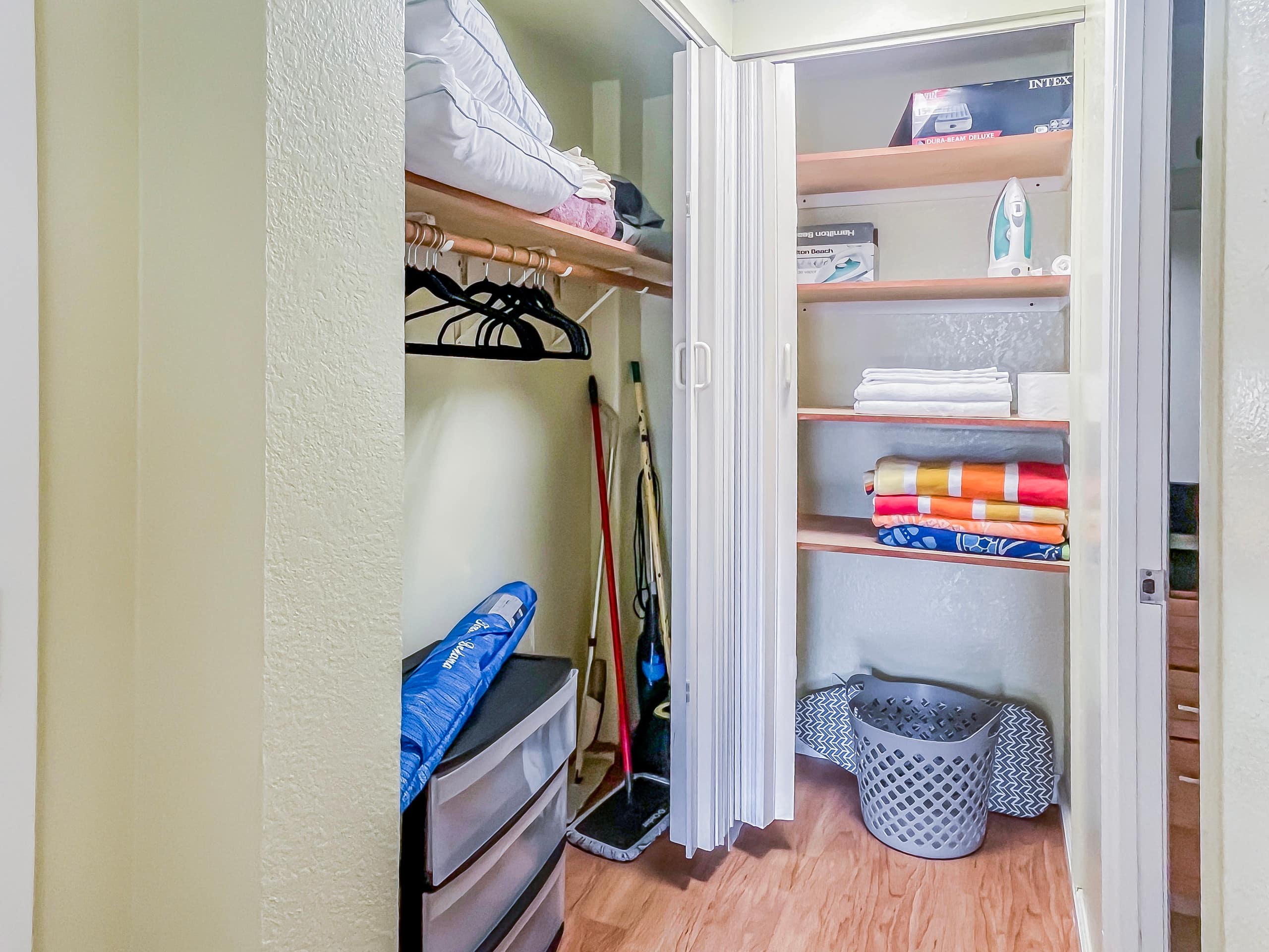 Condo in Honolulu · ★4.68 · 2 bedrooms · 3 beds · 2 private baths - Image 18