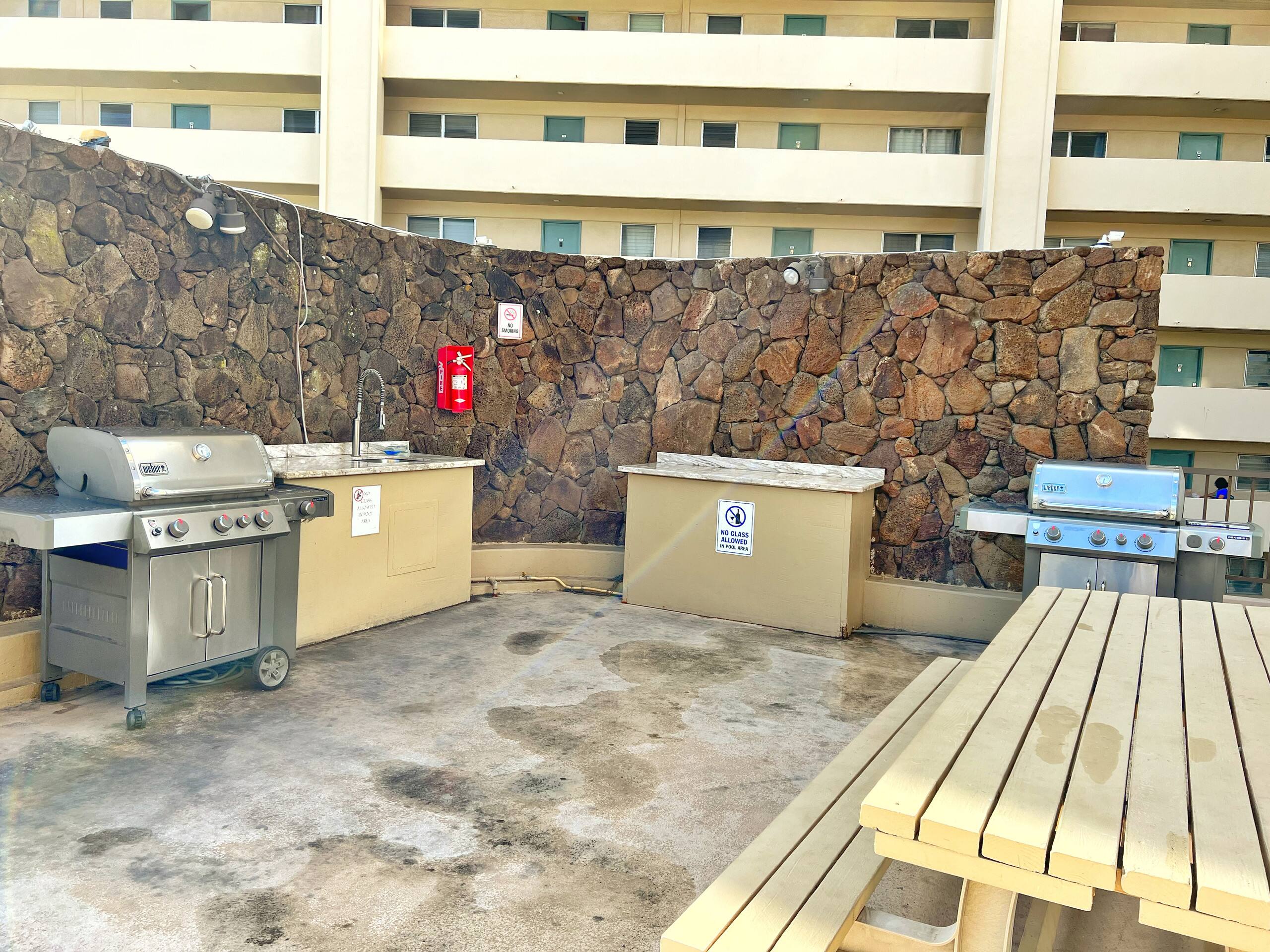 Condo in Honolulu · ★4.68 · 2 bedrooms · 3 beds · 2 private baths - Image 21