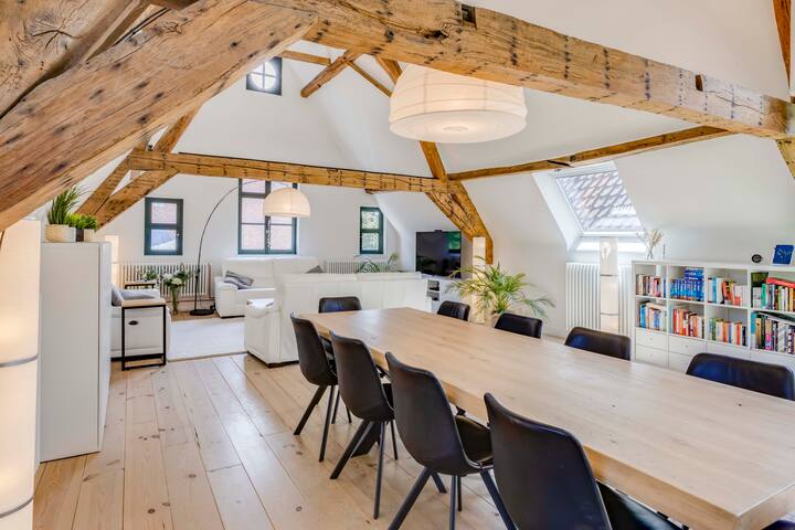 3-Bedroom Penthouse in a UNESCO Heritage Beguinage gallery image 4