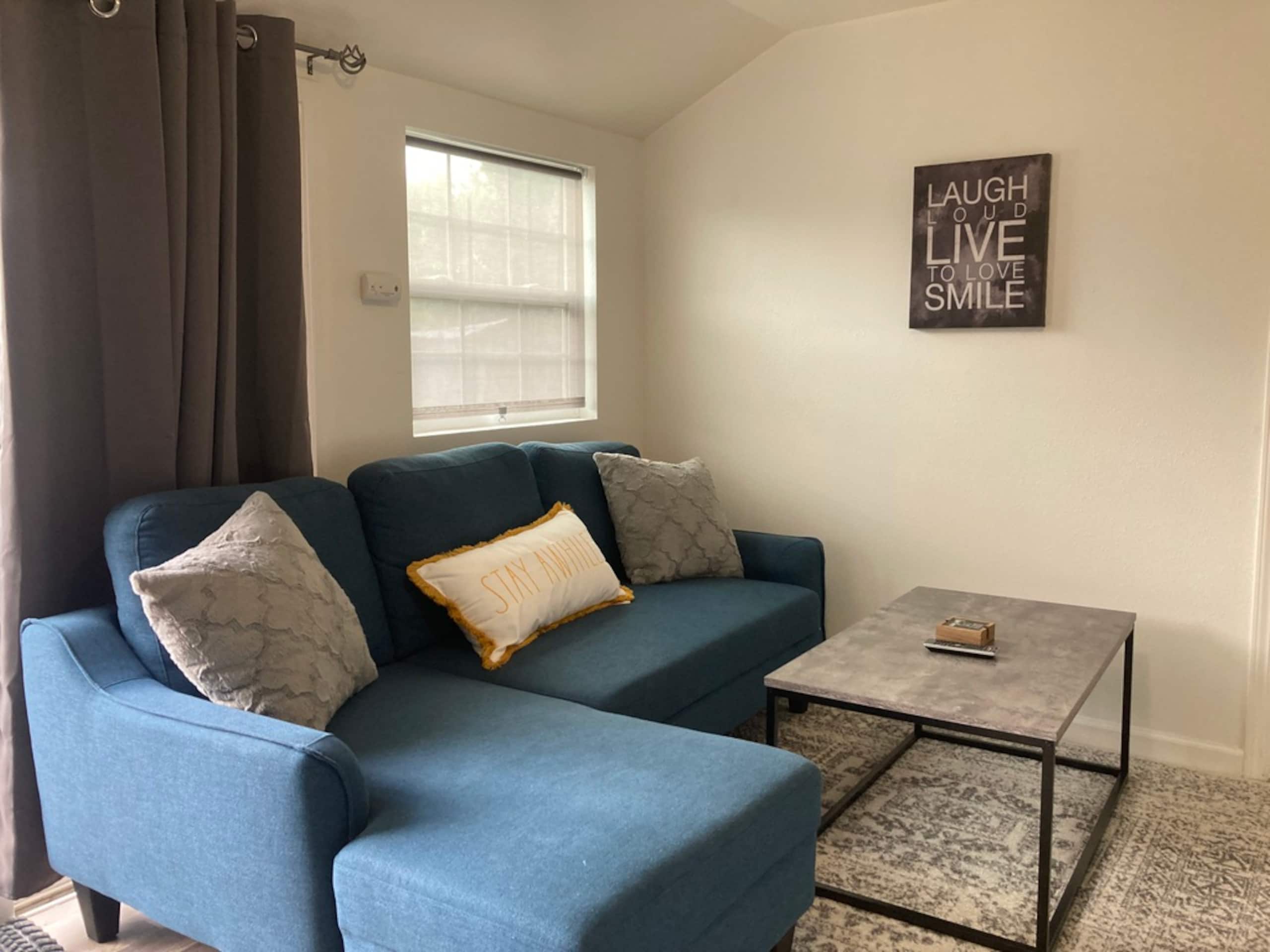 Guesthouse in East Palo Alto · ★4.61 · 1 bedroom · 1 bed · 1 bath - Image 2