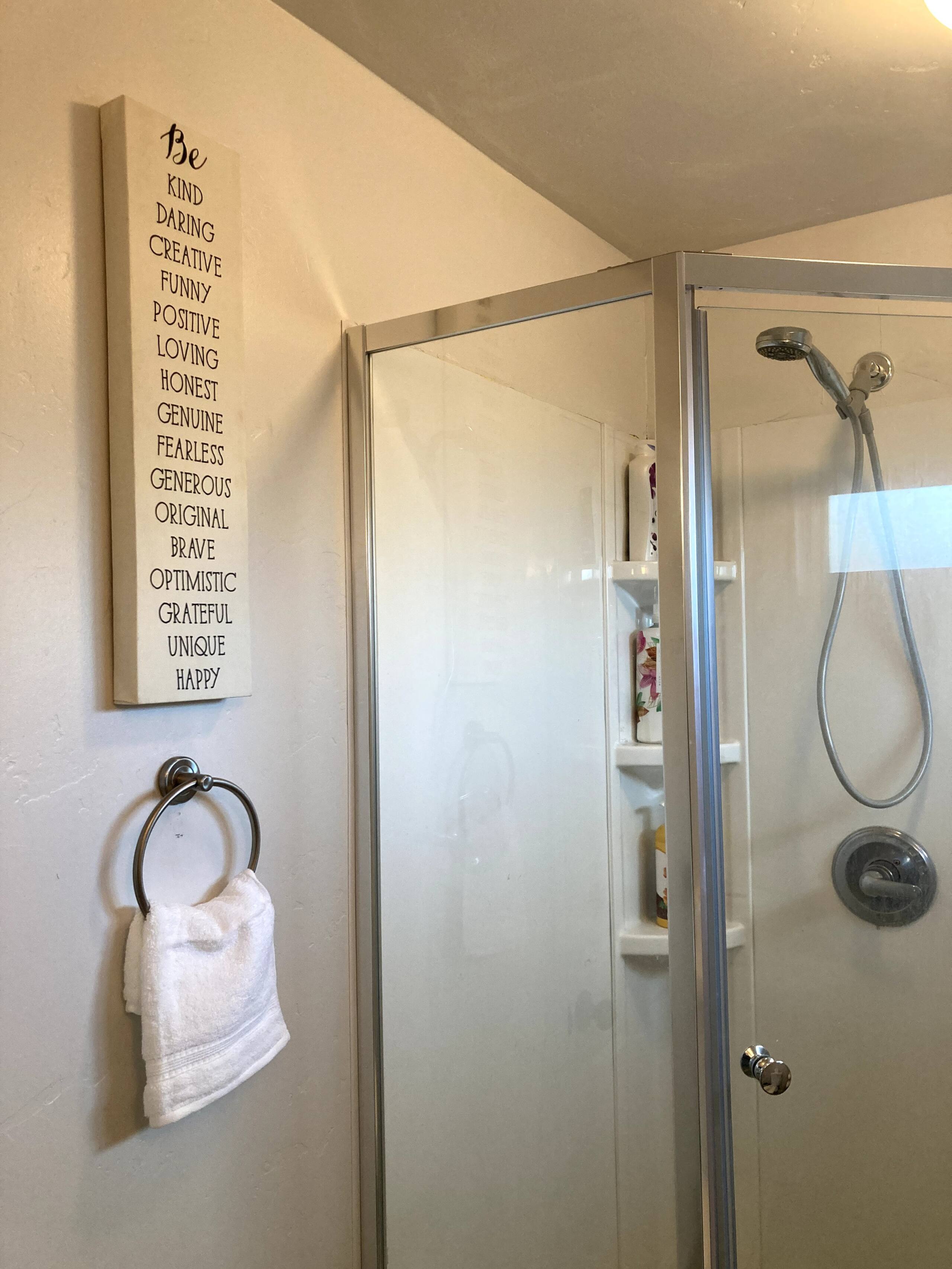 Guesthouse in East Palo Alto · ★4.61 · 1 bedroom · 1 bed · 1 bath - Image 14