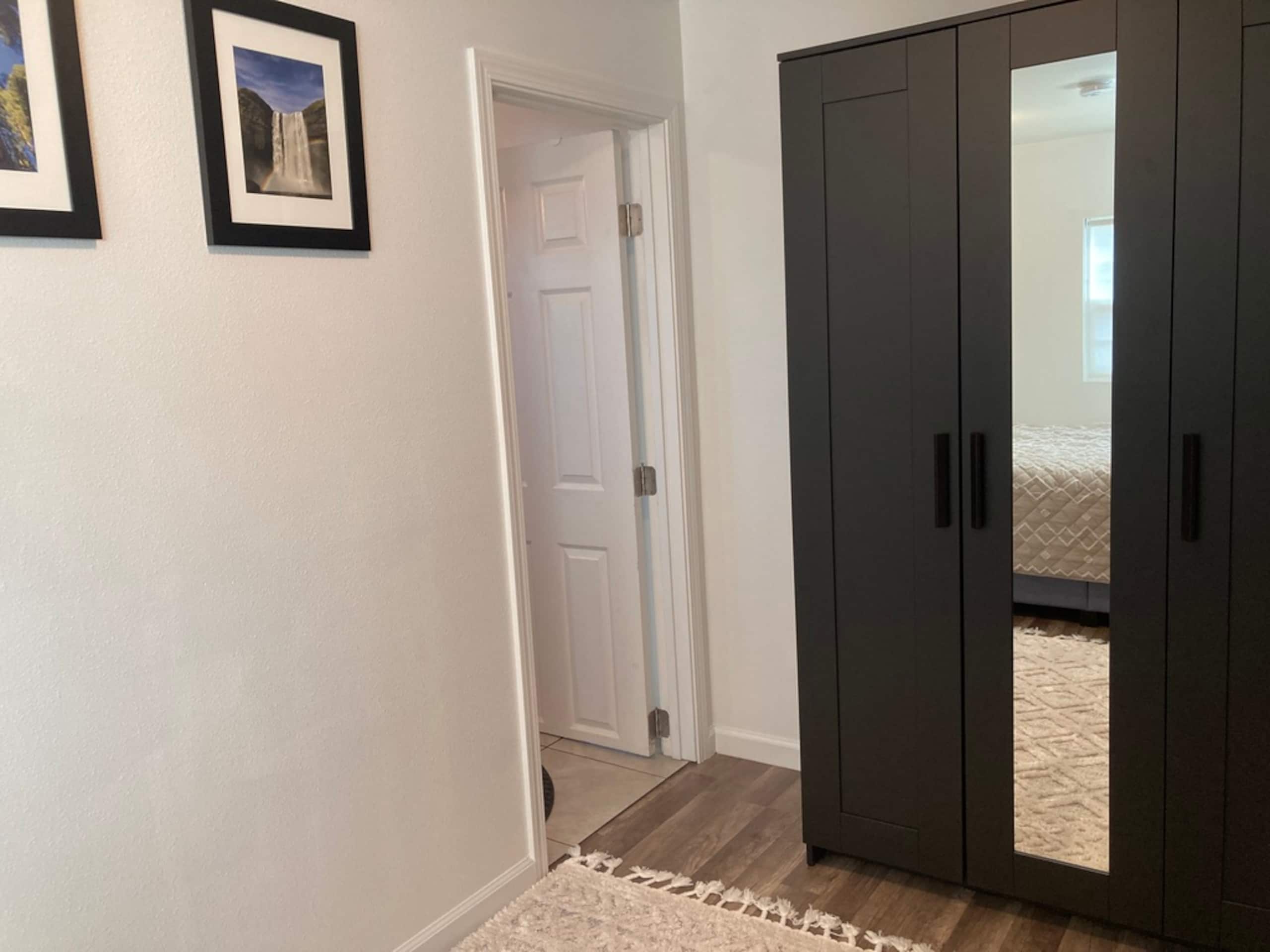 Guesthouse in East Palo Alto · ★4.61 · 1 bedroom · 1 bed · 1 bath - Image 10