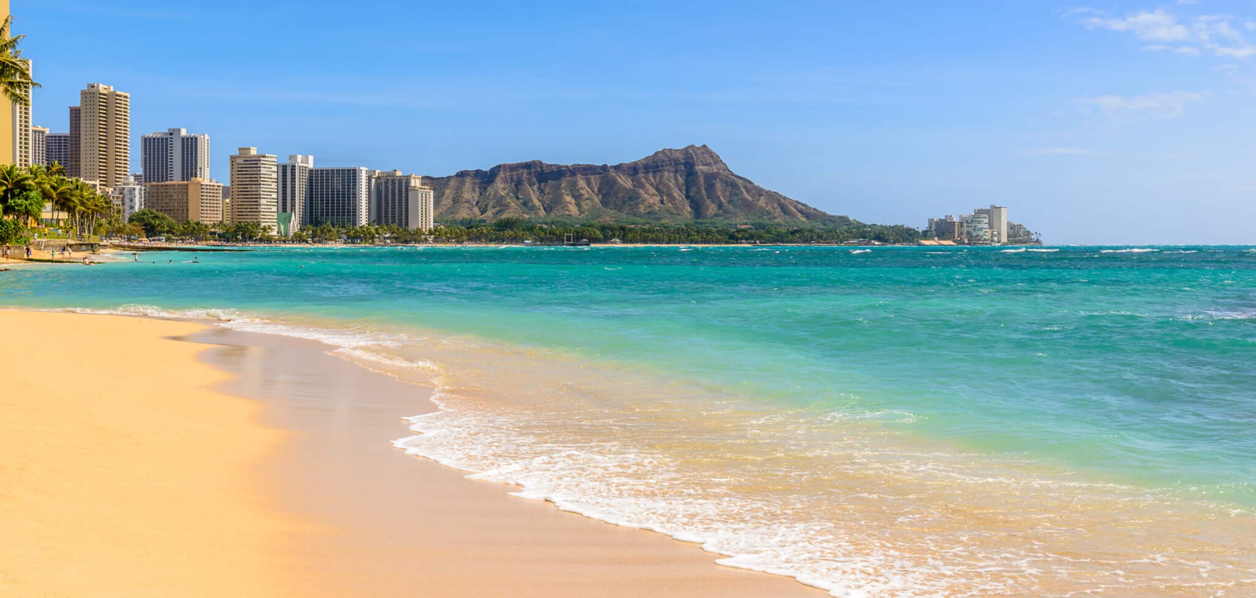 Condo in Honolulu · ★4.62 · 1 bedroom · 3 beds · 1 private bath - Image 14
