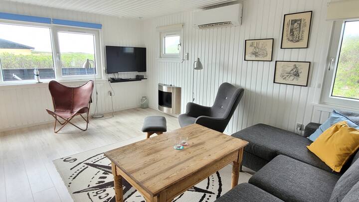 Skønt Autentisk Lille Sommerhus, Top Beliggenhed. - Thisted