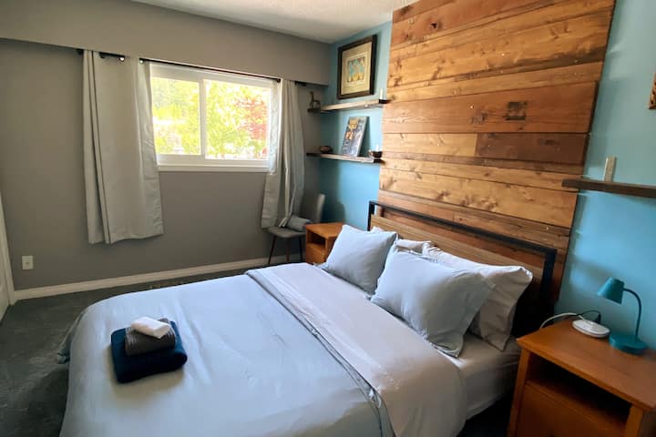 Dormitorio queen - #2 (habitación de tamaño mediano)