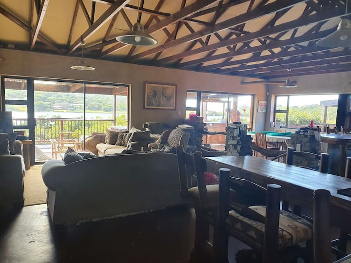 East River Self Catering, riverfront bliss! Vacation homes for Rent