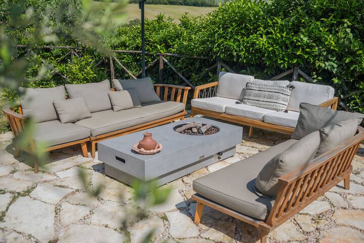 Barbara - DH Villas managed Airbnb listing 1