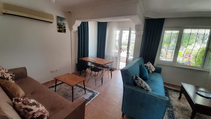 Triplex Villa With Private Garden Near The Sea - Belek