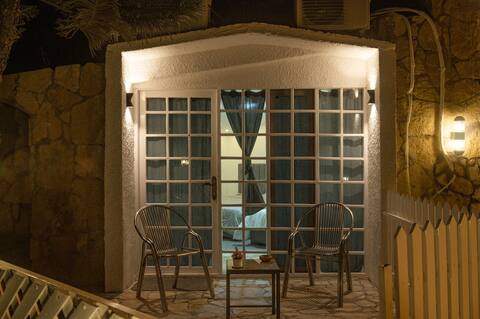Ruins Wall Hotel&Hostel(Private Studio)