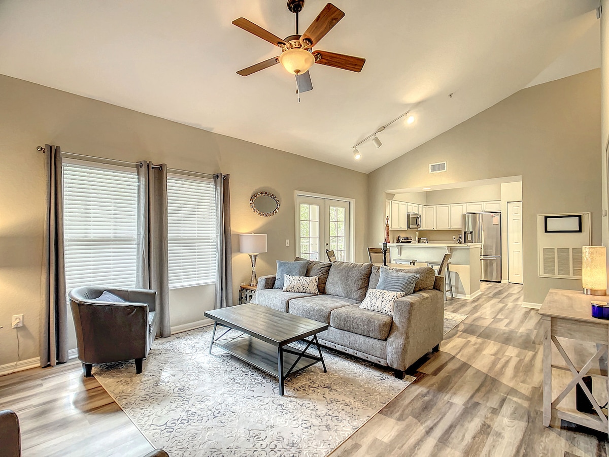 Cozy Updated Condo in Haile Village Center Condominiums for Rent in